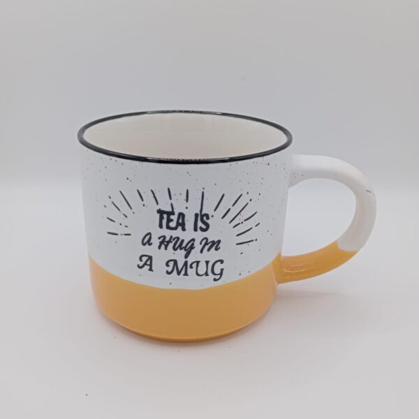 Taza tea amarilla